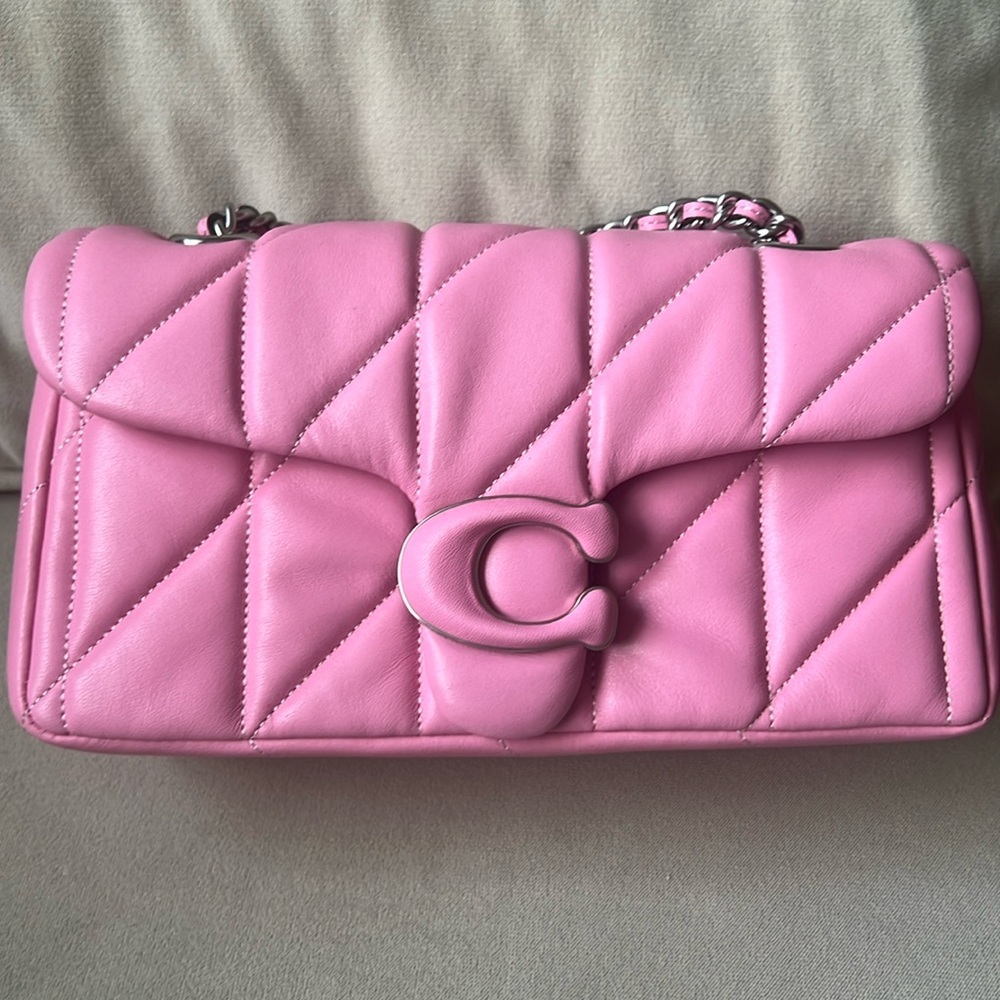 Tabby Shoulder Bag 20 With Quilting